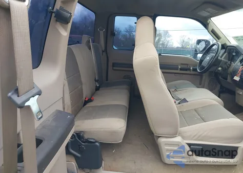 2008 Ford F-250 Fx4/Lariat/Xl/Xlt from USA, damaged, VIN 1FTSX21R18ED52466